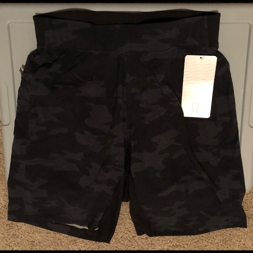 Lululemon The Short Blue Camo Lux Liner M NWT